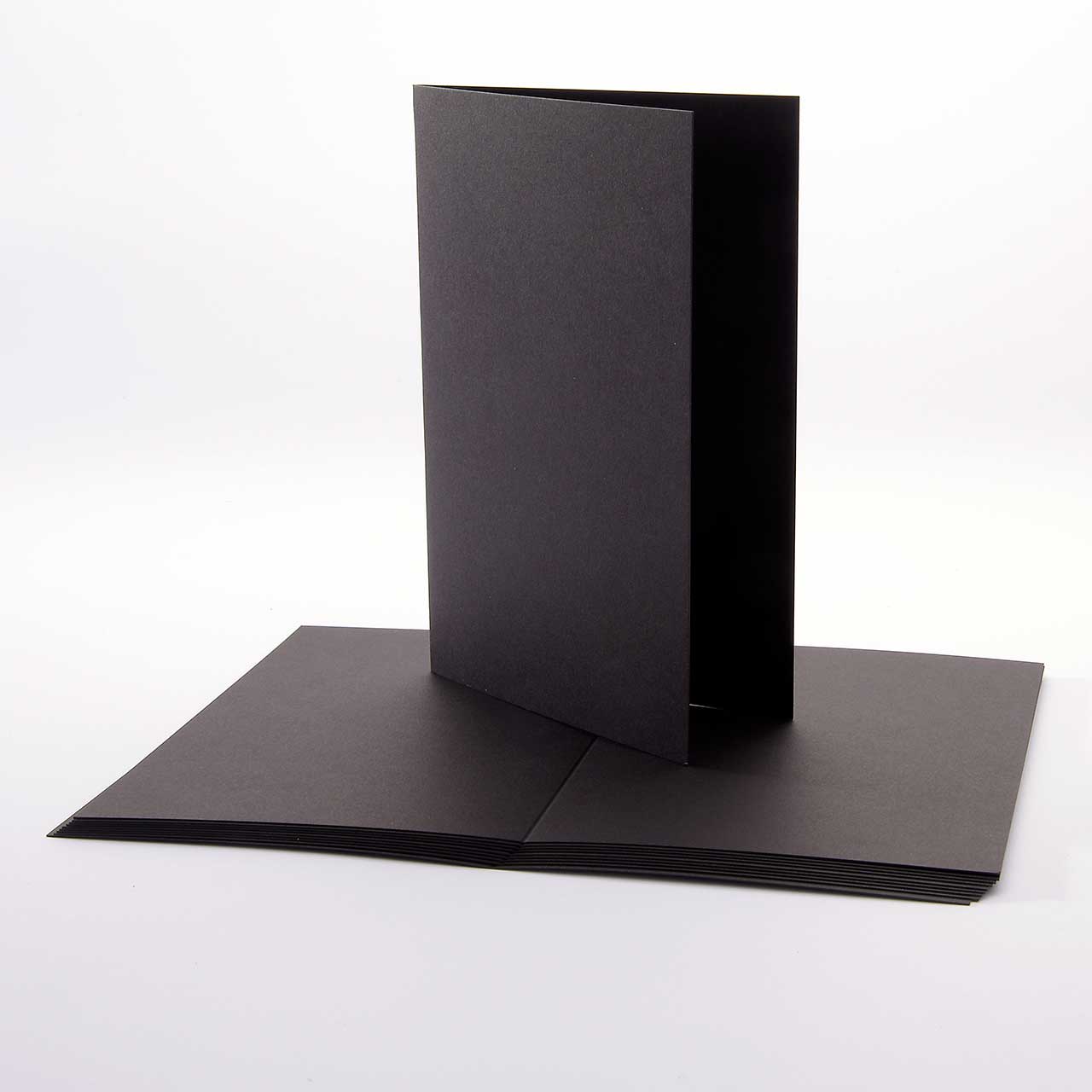 Amadeo · Edle Papiere · Schwarz