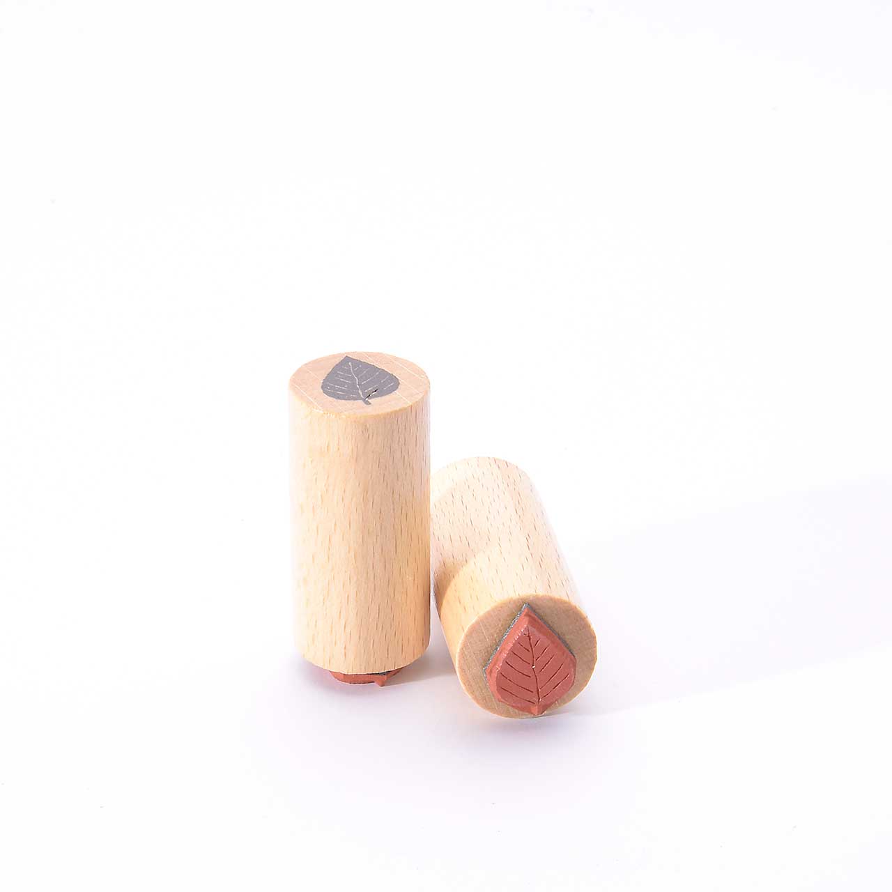 Motivstempel Titel: Breites Blatt